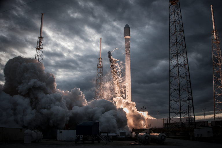 China Poised for Booster Landing Trials; Rocket Lab Sets Records