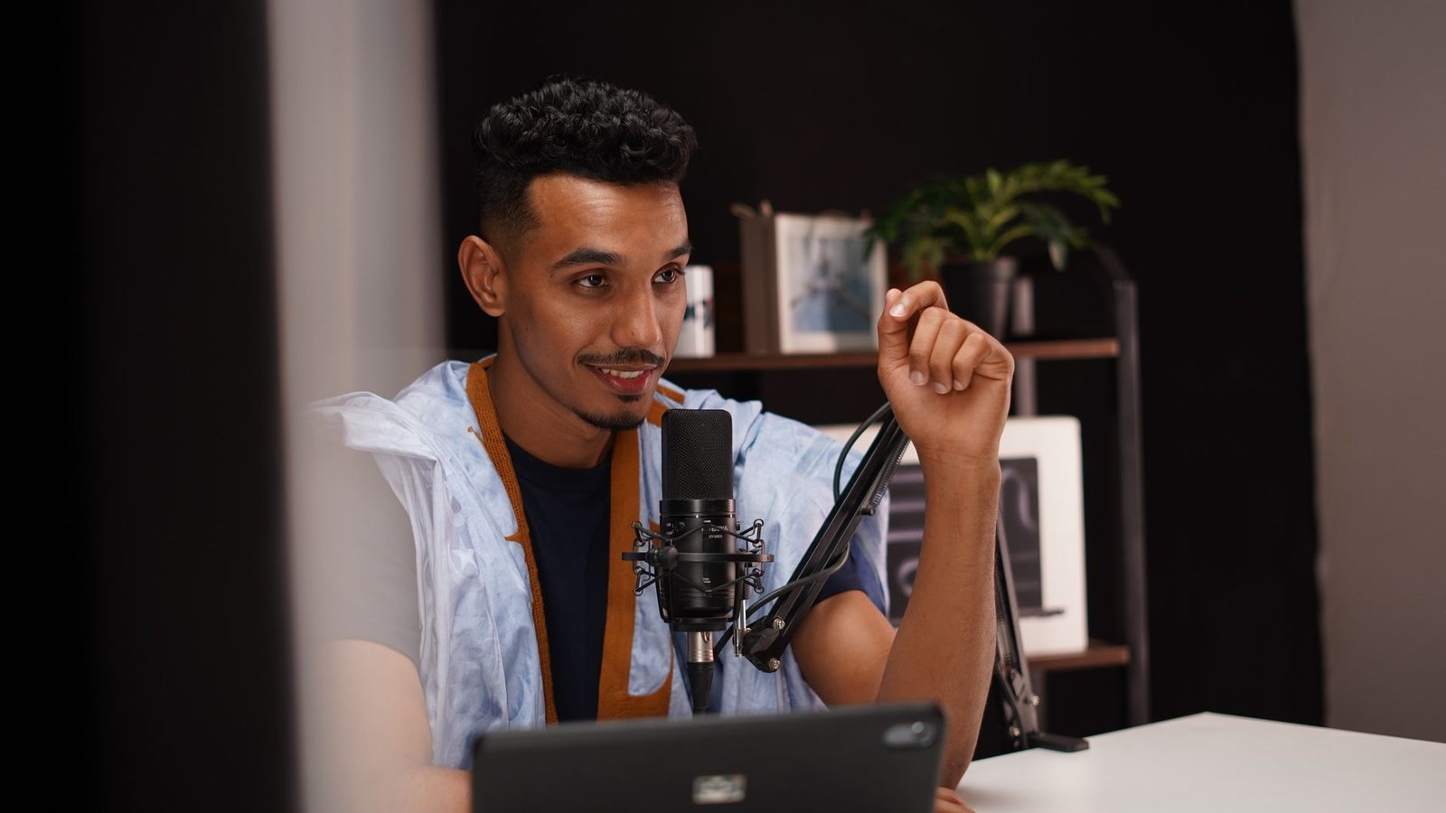 Listen Labs AI