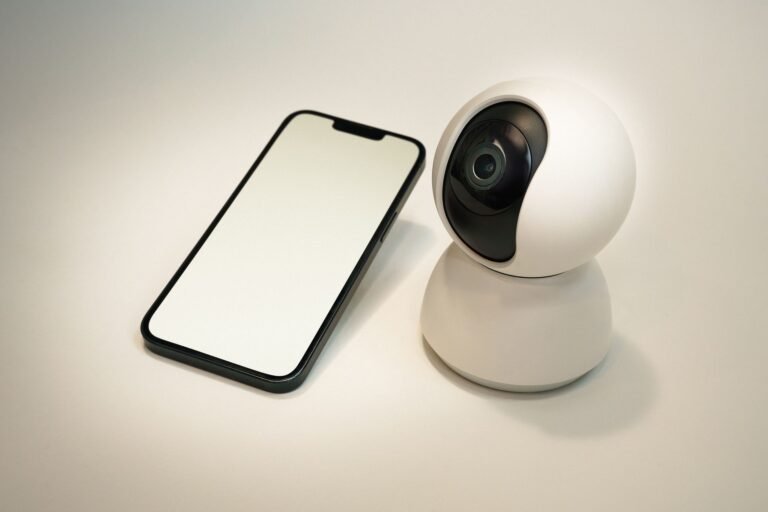 Savi’s App: A New Shield Against AI-Driven Scams