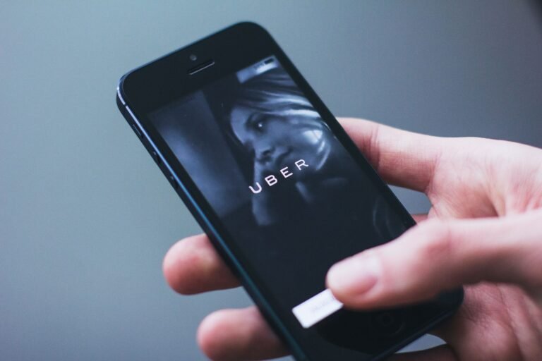 Uber’s Vision: AI, Robotaxis, and the Future of Travel