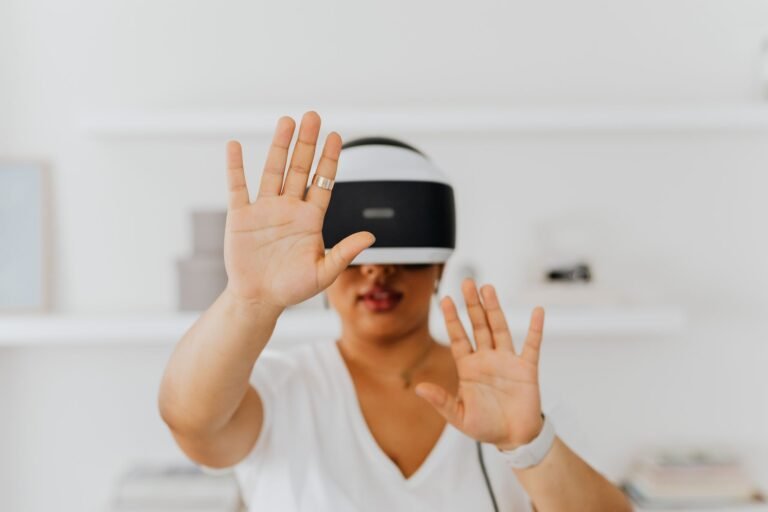 Halliday Unveils Next-Gen Smart Glasses with Enhanced Display