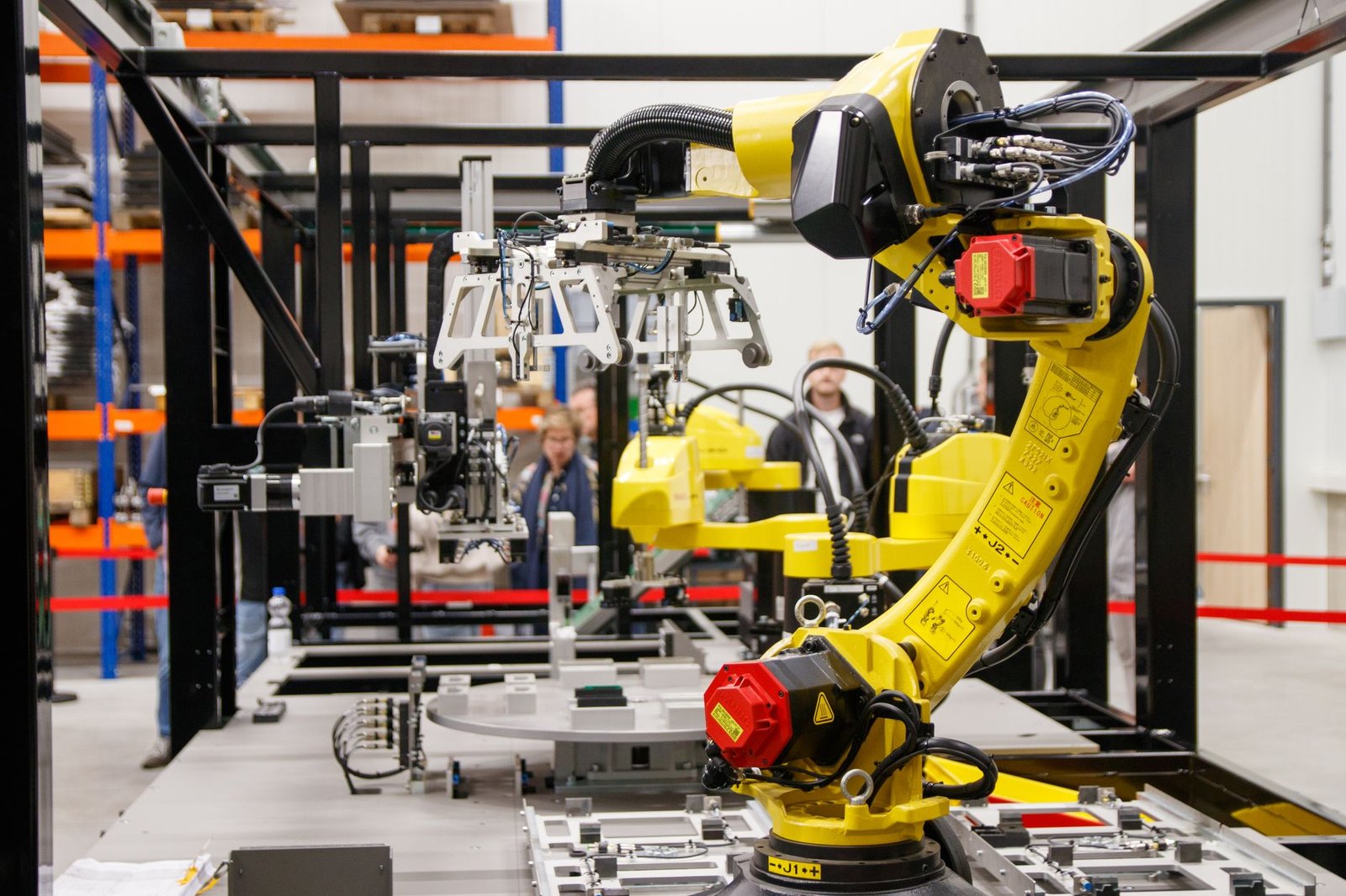 humanoid robots US distributor
