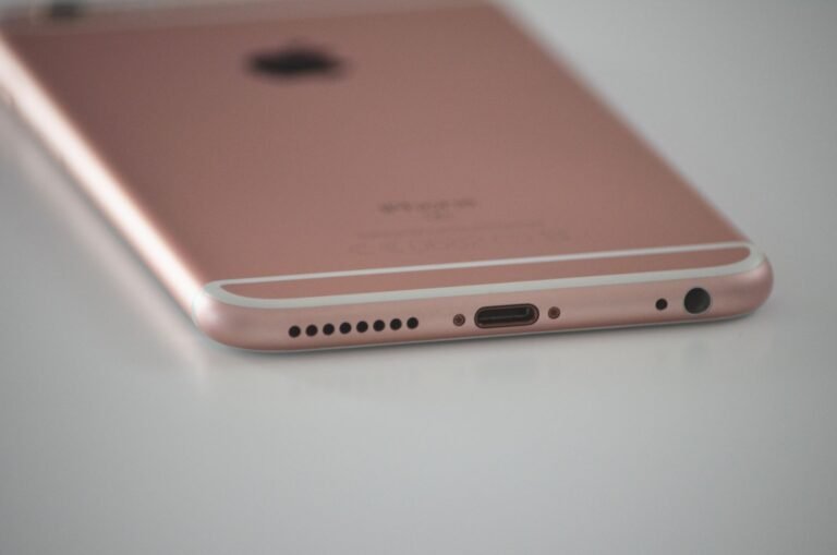 6 Best Phones with Headphone Jacks Tested and Reviewed