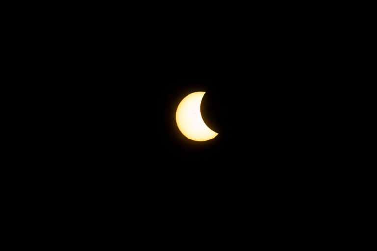 Discover How to See the Two Eclipses This August Discover How to See the Two Eclipses This August