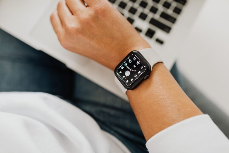 5 Best Apple Watch Bands: Nike, Nomad, and Hermés