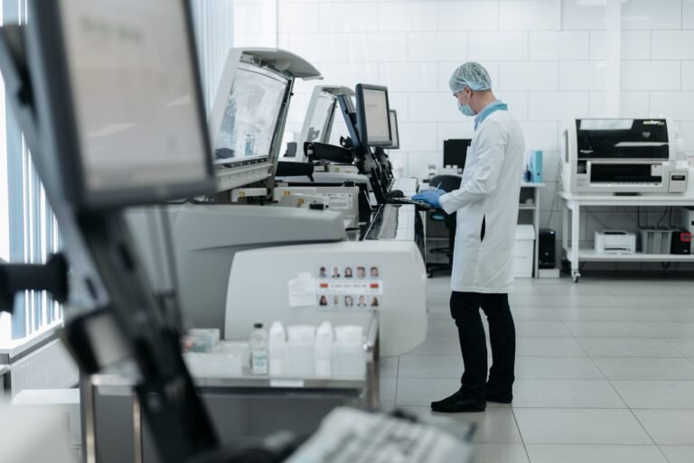 How AI and Data Can Transform Healthcare for Cancer Treatment How AI and Data Can Transform Healthcare for Cancer Treatment