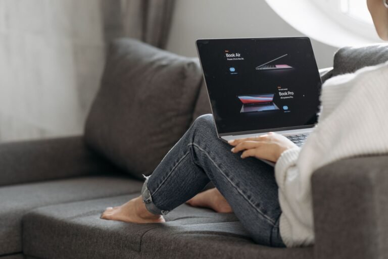 Dell XPS 13 vs. MacBook Neo: A Surprising Upset Dell XPS 13 vs. MacBook Neo: A Surprising Upset