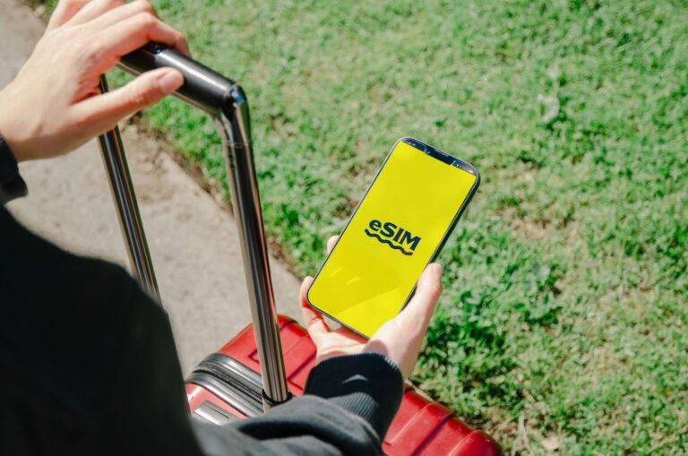 Saily Ultra eSIM Premium Plan Review: Packed With Perks