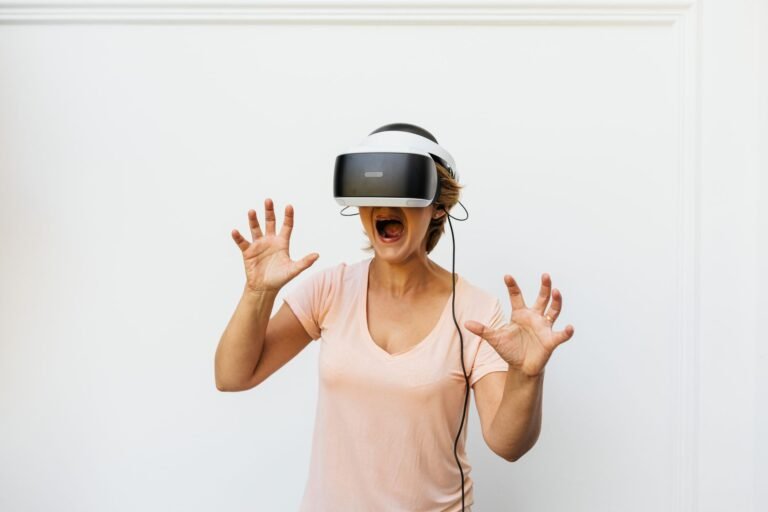 Google’s Motion Assist Dots: A Solution for Motion Sickness